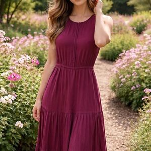 Chic Sleeveless Maxi Dress in Rich Burgundy
